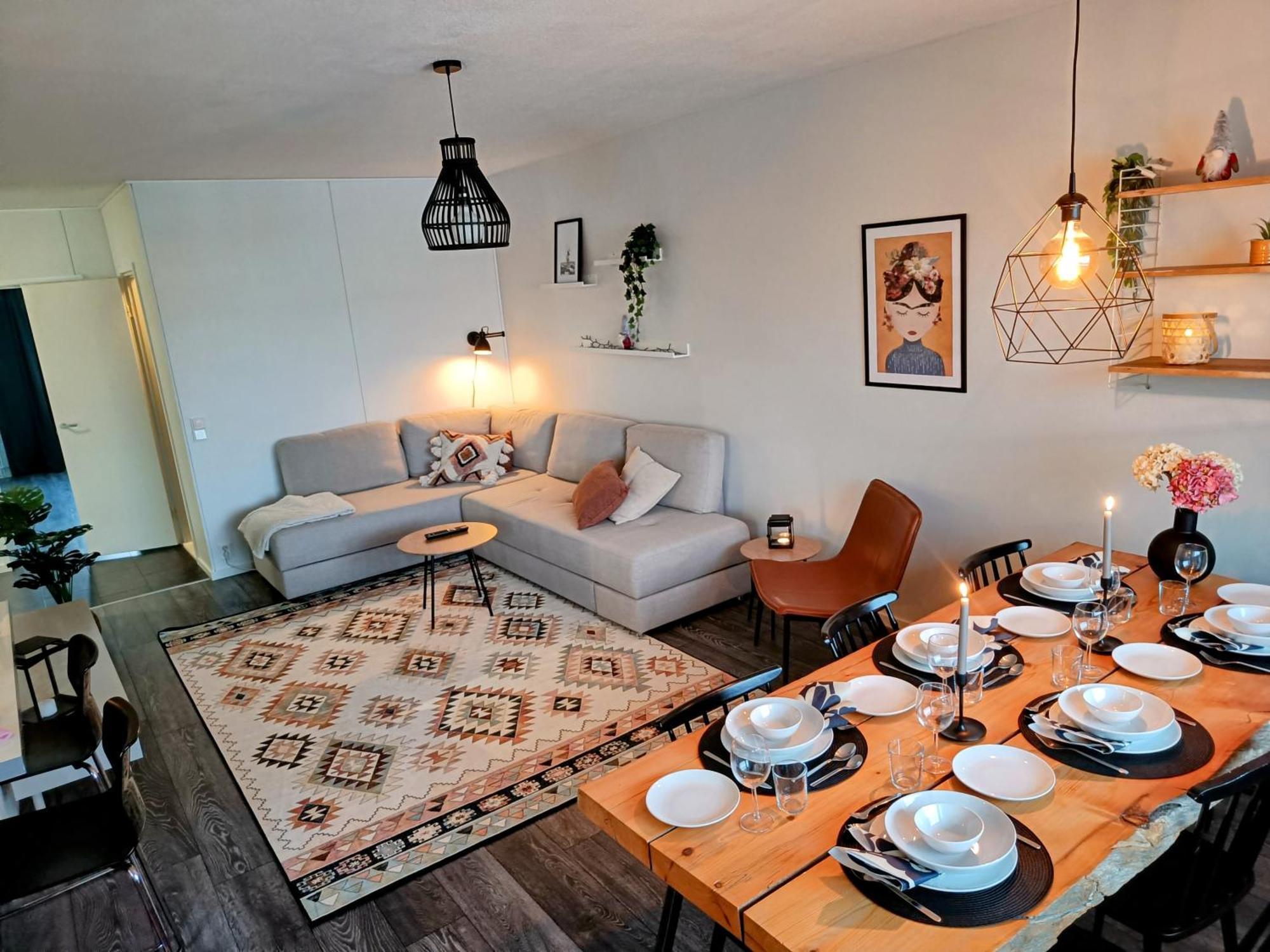 Big 88M2 Apartment In The Center Rovaniemi Kültér fotó